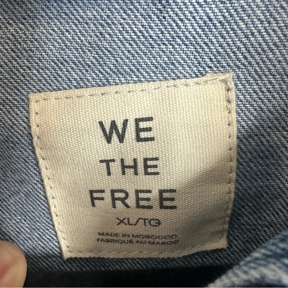 Free People NWT Birdie bomber Denim Jacket XL - Picture 12 of 12